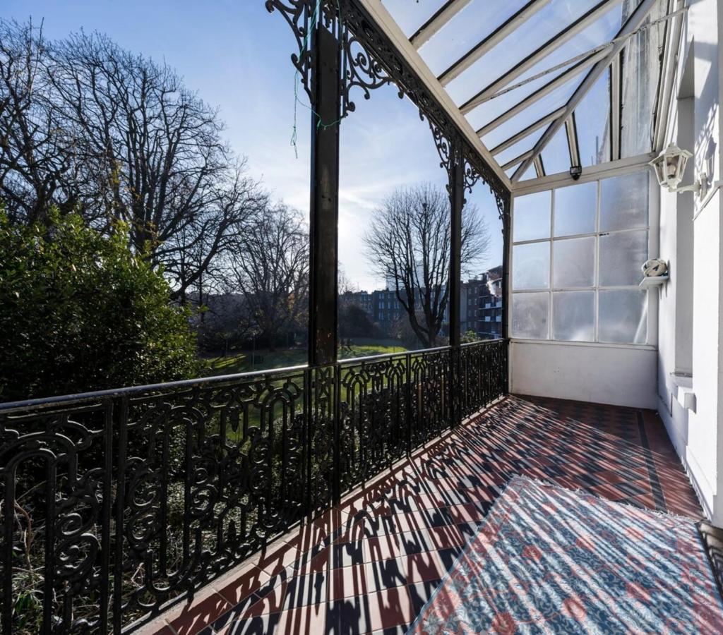 Elegant Earl'S Court 2 Bedroom Flat Just 4 Minutes From Tube London Ngoại thất bức ảnh