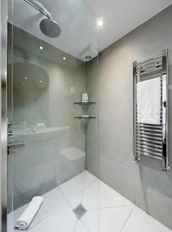 Elegant Earl'S Court 2 Bedroom Flat Just 4 Minutes From Tube London Ngoại thất bức ảnh