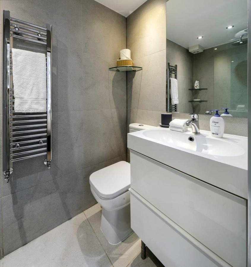 Elegant Earl'S Court 2 Bedroom Flat Just 4 Minutes From Tube London Ngoại thất bức ảnh